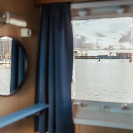 Hotel Arcona - Uebernachten Auf Dem Wasser - Direkt Am Bontekai Wilhelmshaven