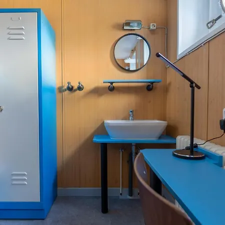 Hotel Arcona - Uebernachten Auf Dem Wasser - Direkt Am Bontekai Wilhelmshaven