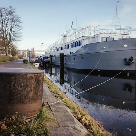 Arcona - Uebernachten Auf Dem Wasser - Direkt Am Bontekai * Wilhelmshaven
